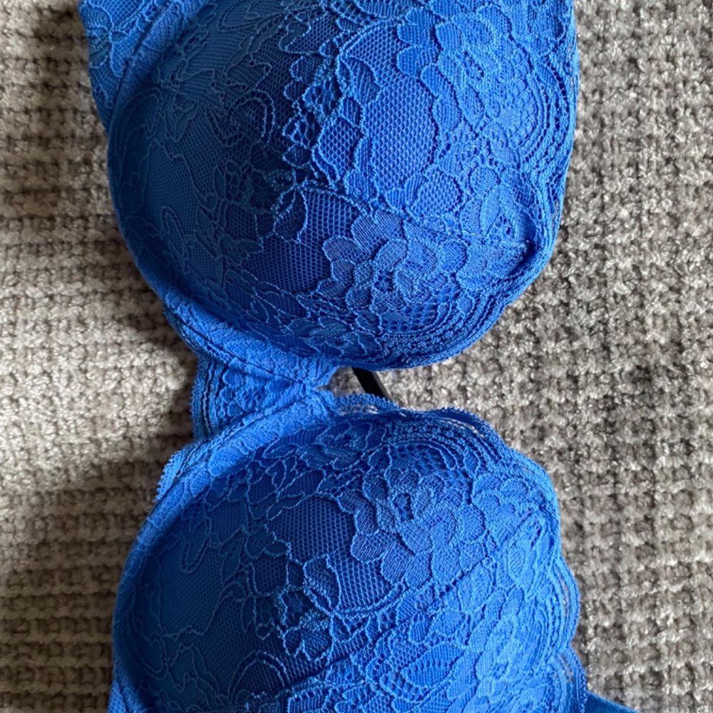 Blue bra - Picture 2 of 2